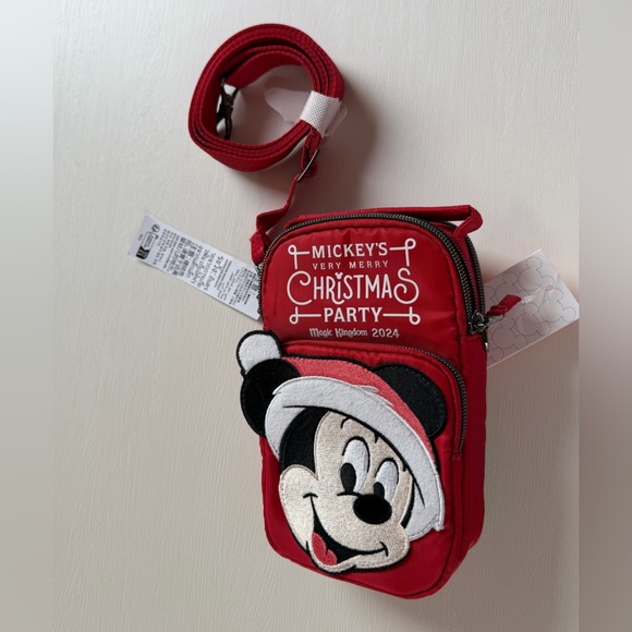 Lug x Disney Mickey Very Merry Christmas Party 2024 Mini Skeeter Crossbody NwT - Picture 7 of 11